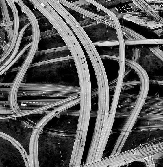 IMPACT OF GOVERNMNENT DELAYS ON CRITICAL INFRASTRUCTURE PROJECTS IN SOUTH AFRICA